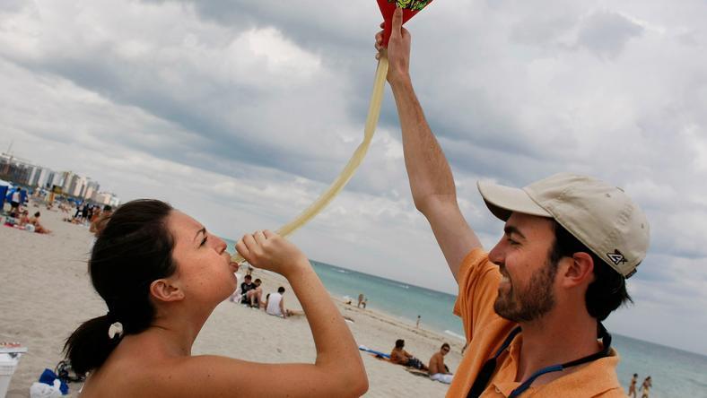 美国要给酒加“致癌警告”,酒类股票全线下跌